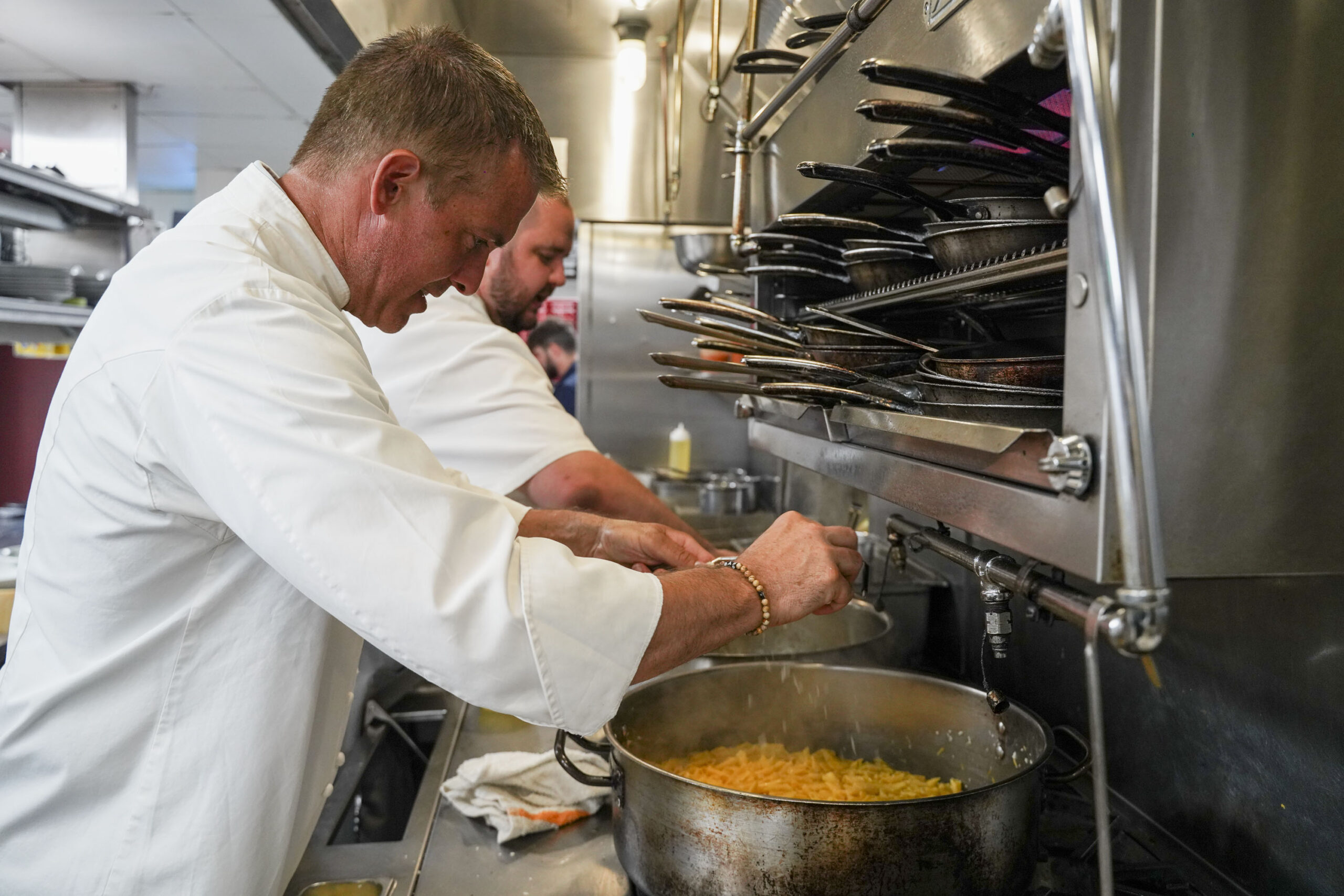 chef bill dorrler makes pasta